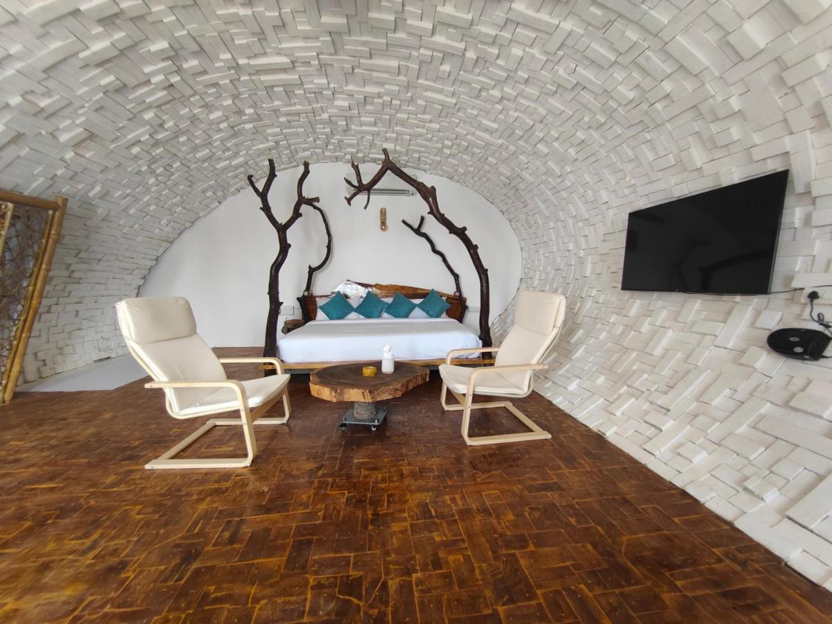 Hotel Obrigado By Craftels à Canaguinim Extérieur photo