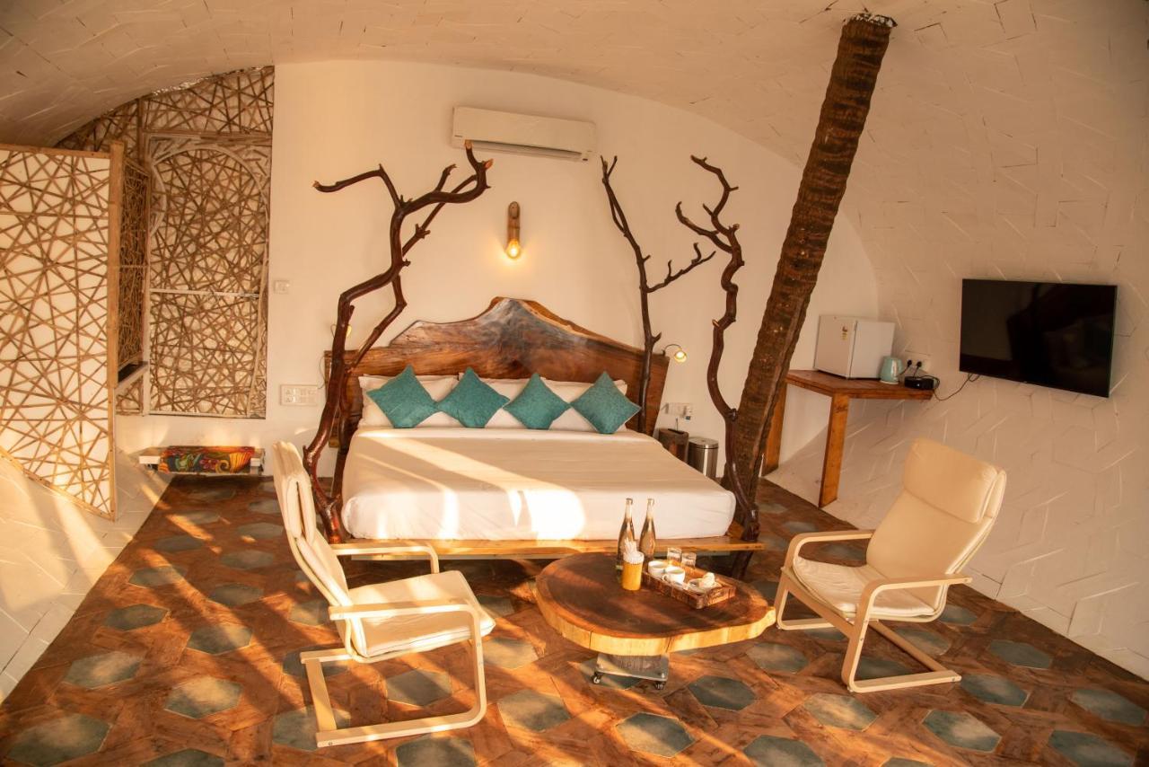 Hotel Obrigado By Craftels à Canaguinim Extérieur photo
